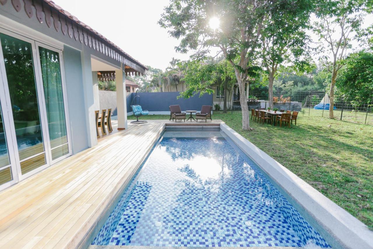 Royale Riviera Resort Private Pool Villas Pantai Cenang  Extérieur photo