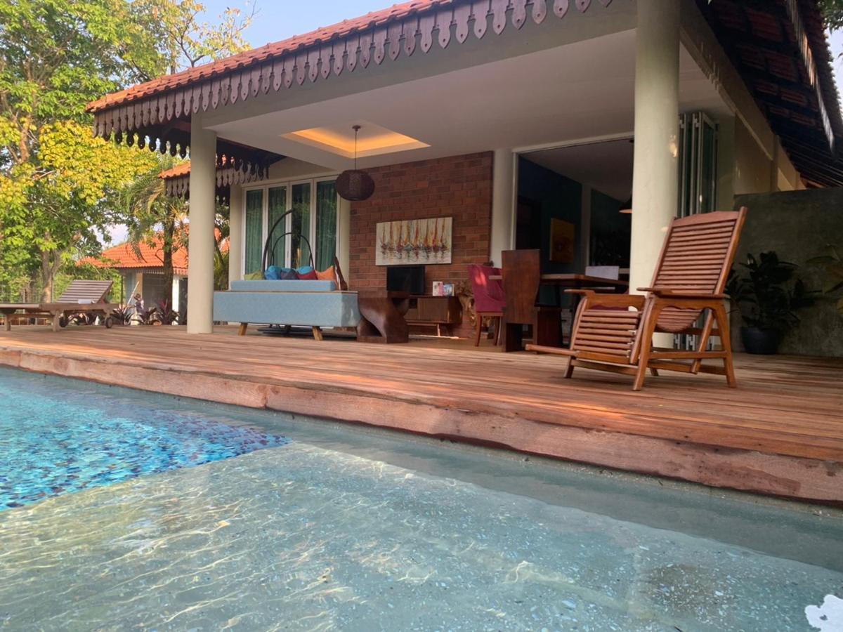 Royale Riviera Resort Private Pool Villas Pantai Cenang  Extérieur photo