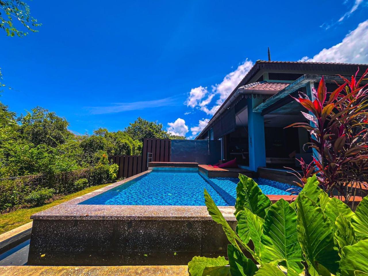 Royale Riviera Resort Private Pool Villas Pantai Cenang  Extérieur photo
